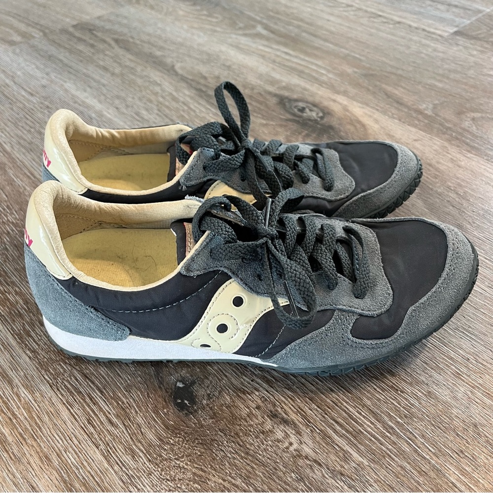 Saucony shoes
